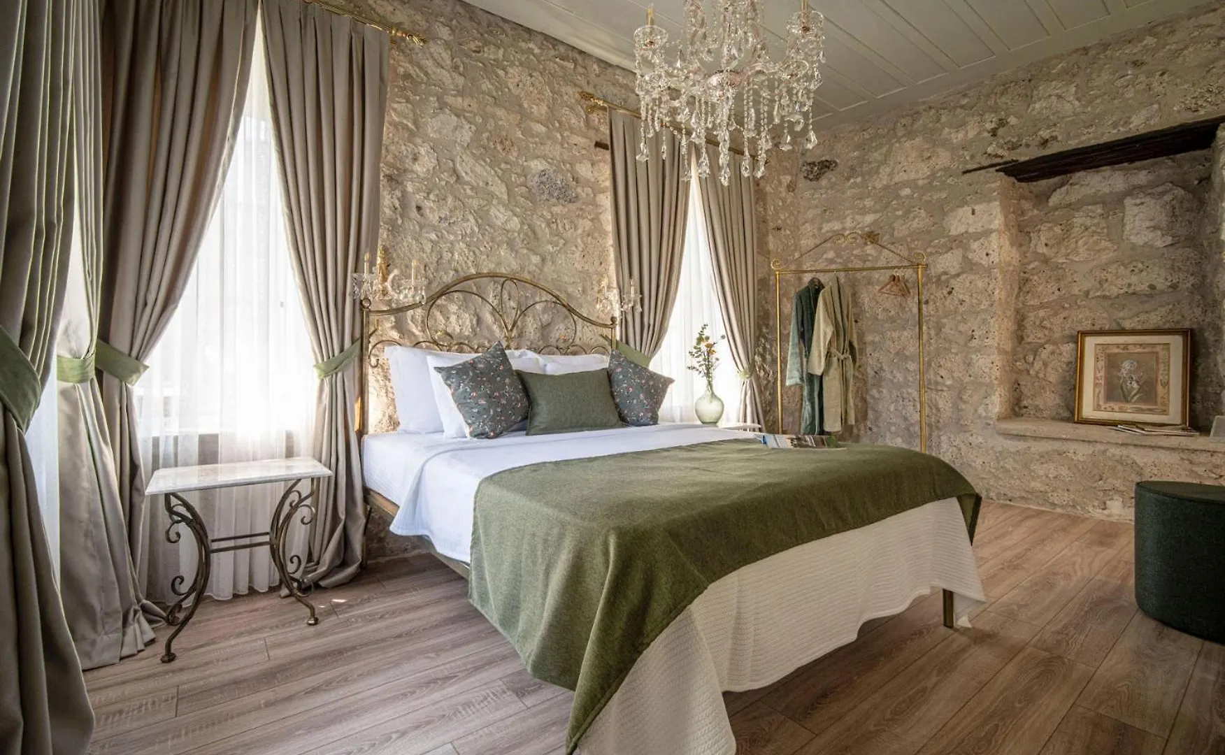 Voger Alacati Pino Hotel